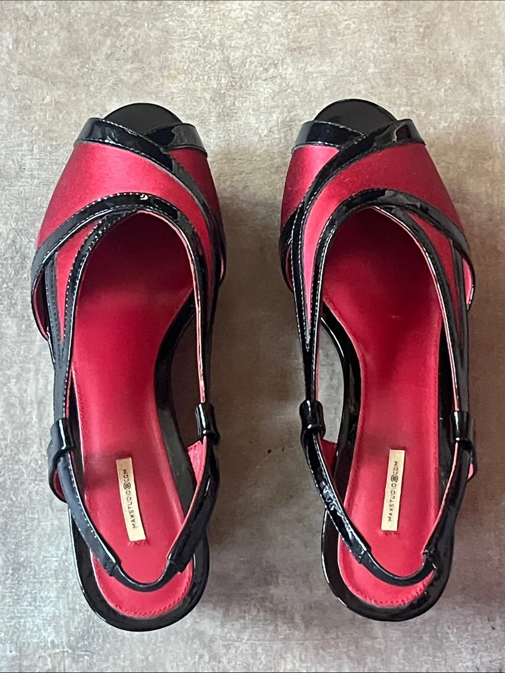 Max Studio Open Toe Peek, Slingback Platform Shoe Black, Red 6M
